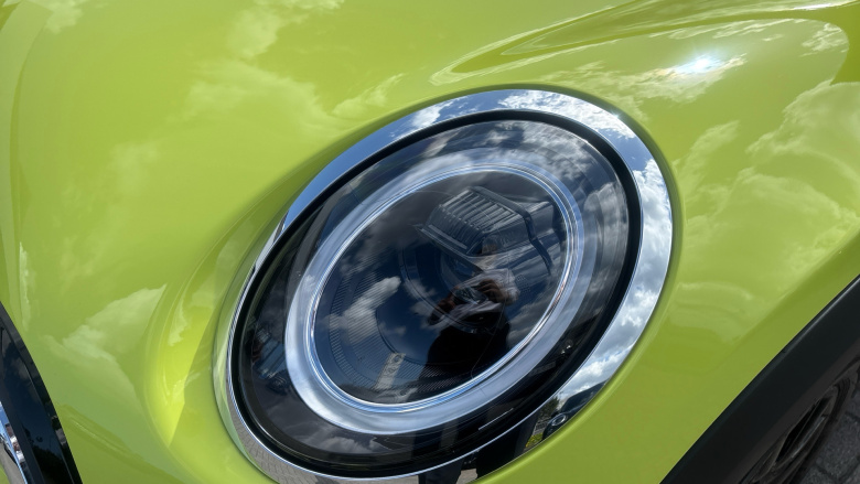 MINI Hatchback 1.5 Cooper Classic Premium 3dr Petrol Hatchback